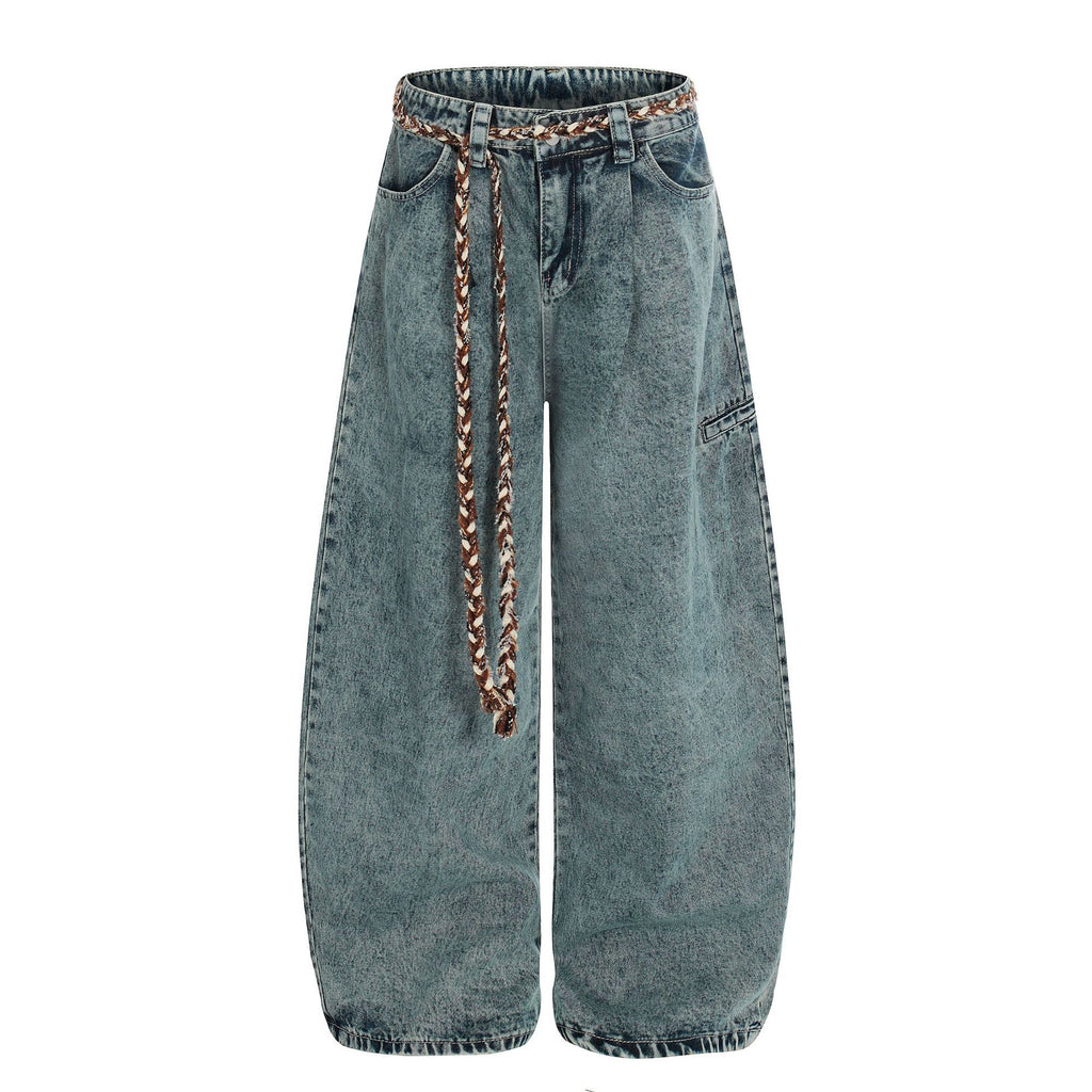 Retro washed denim jeans with waistband and curved blade