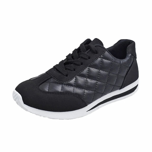 Women Casual Walking Shoes Summer Flat Lace Up Leather High Quality Sneakers Fashion Wild Flat-bottomed Loafers Women Sneakers